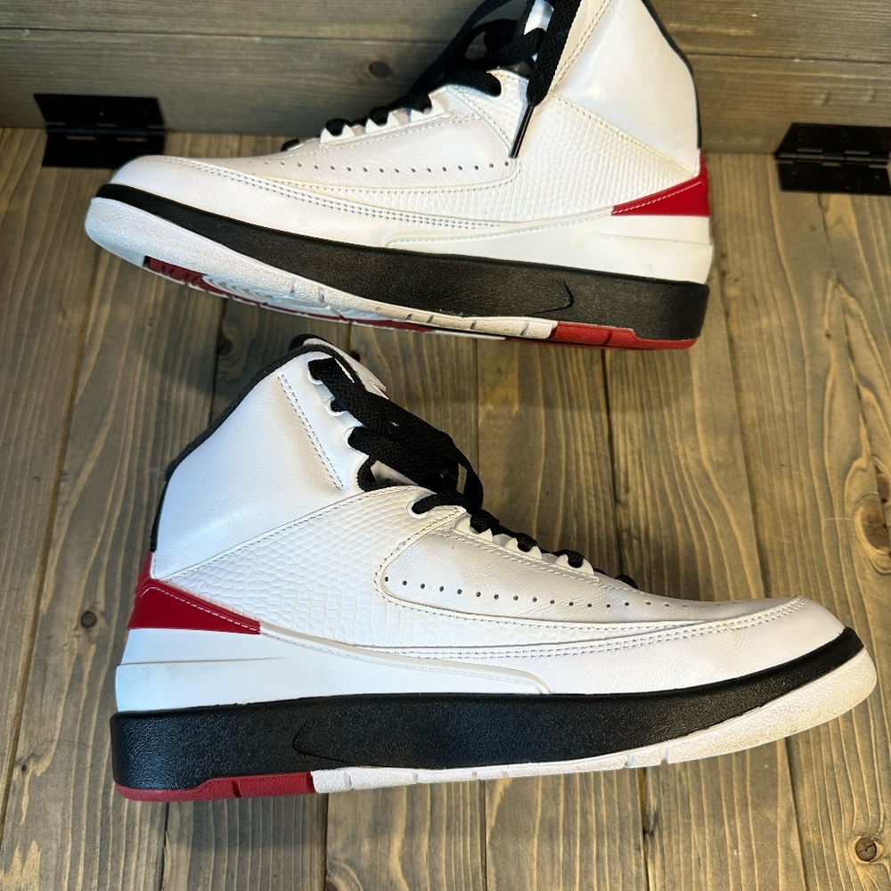 Jordan 2 'Chicago' - Picture 4 of 5
